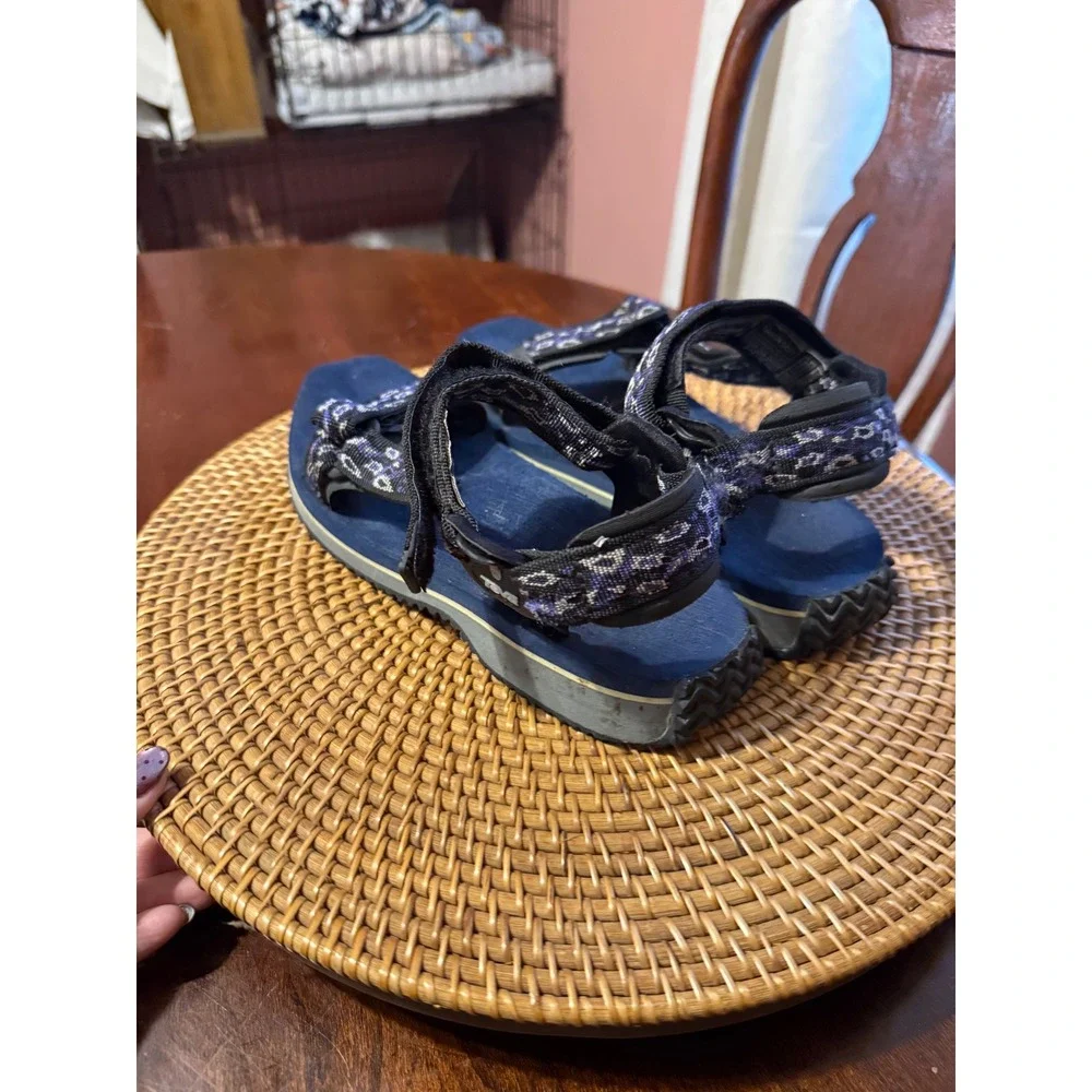 Teva Original Universal Sandals Navy Purple Patterned Strappy Womens 8 6427